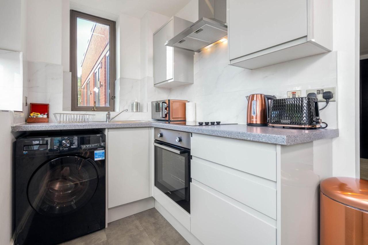 Haus Luxury Apartment - Perry Barr - Parking - Smart Tv - Wifi - Top Rated Birmingham Extérieur photo